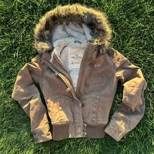 Hollister girls, winter jacket size medium